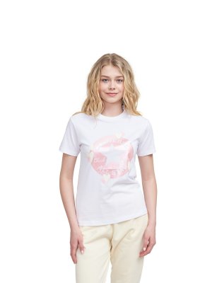Converse Женская футболка Heart All Star Patch T-Shirt. Цвет: белый