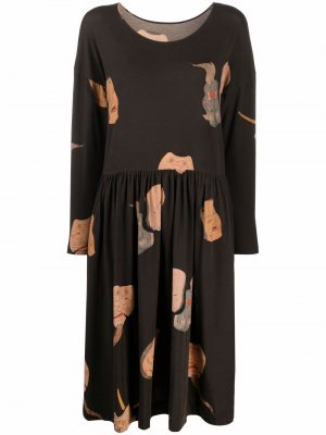 Платье с принтом и складками Uma Wang. Цвет: коричневый