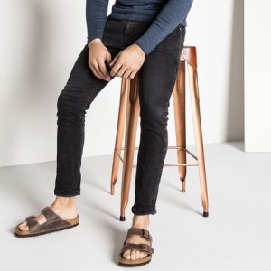 Кожаные сандалии Arizona с мягкой стелькой мужские , цвет Habana Oiled Leather Birkenstock