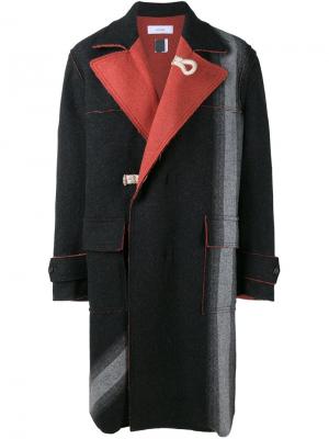 Пальто с контрастными лацканами Facetasm. Цвет: серый