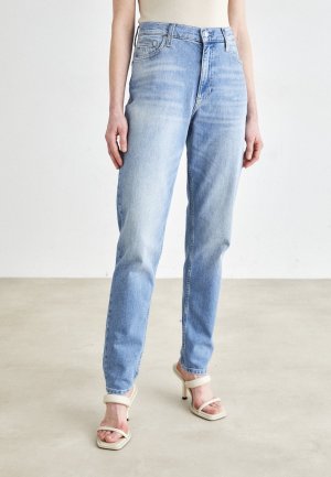 Джинсы прямого кроя MOM JEAN , цвет denim light Calvin Klein Jeans