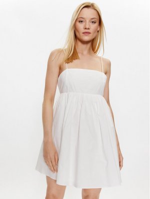 Летнее платье стандартного кроя , белый Glamorous