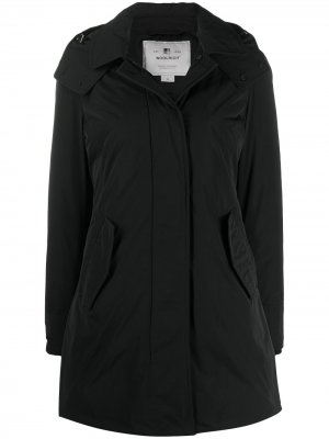 Пальто на молнии с капюшоном Woolrich. Цвет: черный