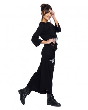 Женские брюки с эластичным поясом и вышивкой на одном кармане , черный Mamatayoe. Цвет: черный