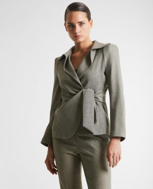 Женская куртка с рубашечным воротником и боковой застежкой , серый Trucco. Цвет: серый