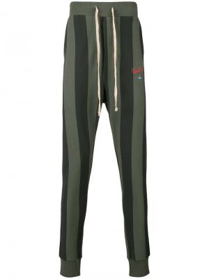 Спортивные брюки в полоску с логотипом Vivienne Westwood. Цвет: зеленый