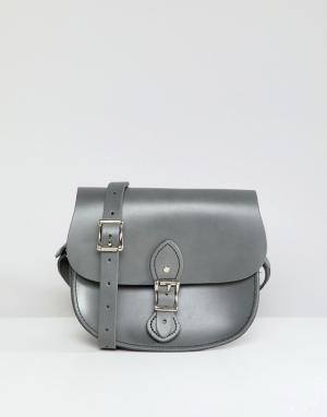 Маленькая сумка с пряжкой Leather Satchel Company. Цвет: серый
