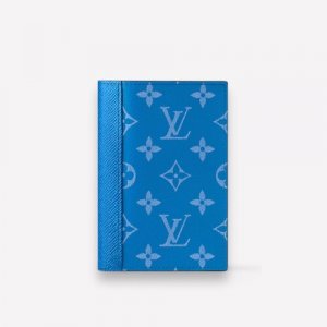 Обложка для паспорта Taigarama M31030, синий, голубой Louis Vuitton. Цвет: голубой/синий