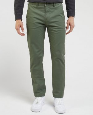 Мужские брюки чинос классического кроя зеленого цвета , зеленый Lee. Цвет: зеленый