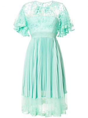 Платье Haze с плиссировкой и кружевом Three Floor. Цвет: зеленый
