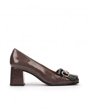 Женские лакированные туфли с декором из пряжки , темно коричневый Pedro Miralles
