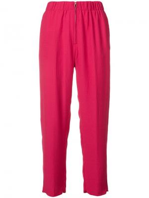 Укороченные брюки Forte. Цвет: розовый