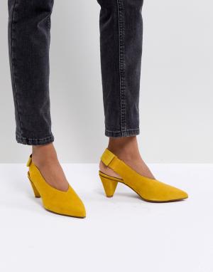 Желтые замшевые туфли с ремешком на пятке London Dorothea-Желтый Hudson