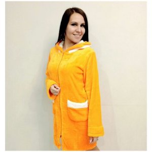 Халат укороченный, длинный рукав, карманы, утепленная, пояс, капюшон, размер 44, оранжевый Дарина. Цвет: оранжевый