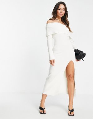 Ассиметричное вязаное платье кремового цвета с открытыми плечами и разрезом -Белый Pretty Lavish