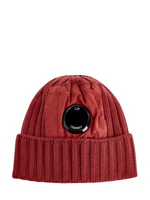 Шерстяная шапка с карманом из нейлона и фирменной линзой C.P.COMPANY. Цвет: красный