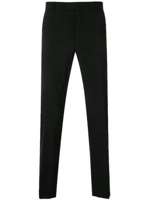 Классические строгие брюки Prada. Цвет: черный