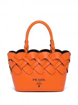 Большая плетеная сумка-тоут Prada. Цвет: оранжевый