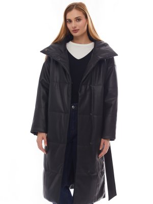 Тёплое пальто из экокожи на синтепоне с воротником-стойкой и поясом zolla. Цвет: черный