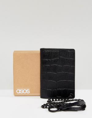 Черный кожаный бумажник с крокодиловым рисунком и цепочкой ASOS DESIGN. Цвет: черный