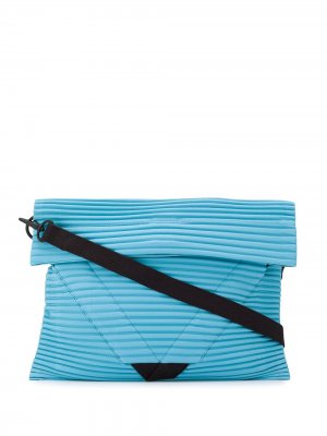 Плиссированная сумка на плечо Homme Plissé Issey Miyake. Цвет: синий