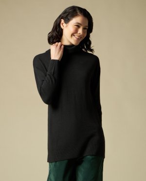Женский трикотажный свитер , черный Iwie