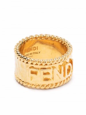 Кольцо с логотипом Fendi. Цвет: золотистый