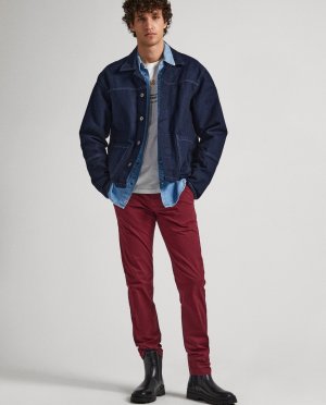 Узкие бордовые мужские брюки чинос , бордо Pepe Jeans. Цвет: красный