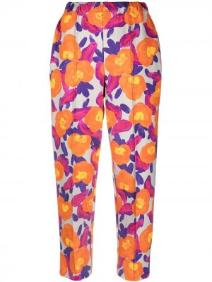 Зауженные брюки с цветочным принтом Issey Miyake. Цвет: оранжевый