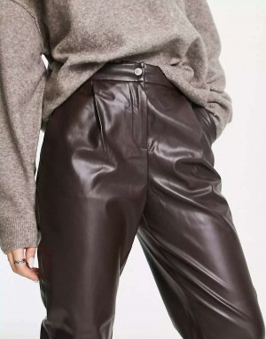 Прямые брюки из искусственной кожи шоколадно-коричневого цвета ONLY. Цвет: коричневый