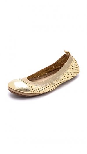 Металлизированная перфорированная обувь на плоской подошве Samantha Yosi Samra. Цвет: чистое золото