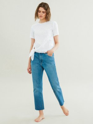 Укороченные джинсы со срезанным краем Zarina. Цвет: светлый индиго
