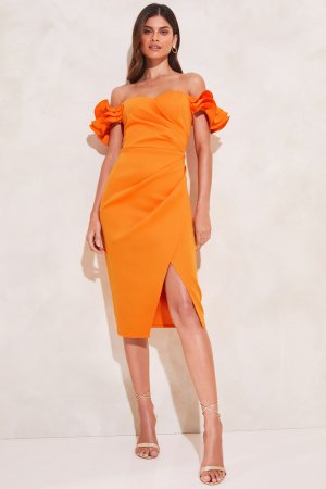 Платье миди со сборками и открытыми плечами , оранжевый Lipsy
