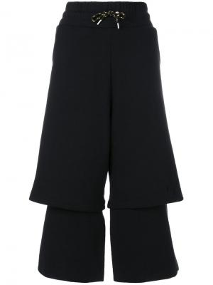Двухслойные укороченные брюки Aalto. Цвет: чёрный