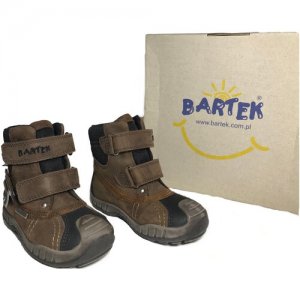 Ботинки для мальчиков, 23 размер, темно-коричневые Bartek. Цвет: коричневый