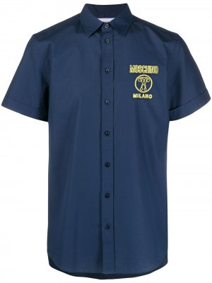 Рубашка с короткими рукавами и логотипом Moschino. Цвет: синий