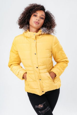 Короткое пуховое пальто с мехом , желтый Hype