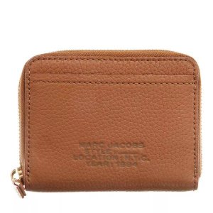 Кошелек the leather zip around wallet argan , коричневый Marc Jacobs