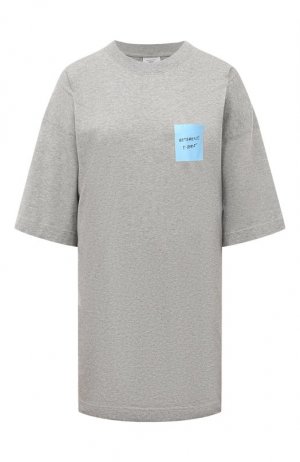 Хлопковая футболка VETEMENTS. Цвет: серый