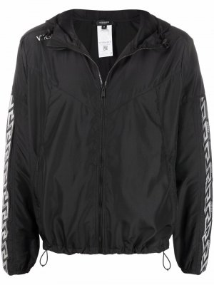 Greca-print lightweight jacket Versace. Цвет: черный
