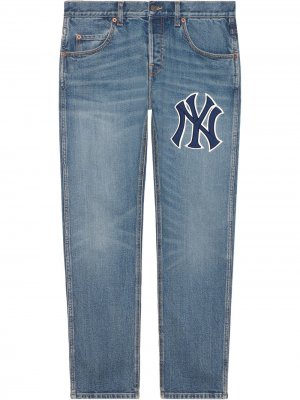 Зауженные джинсы с нашивкой Gucci. Цвет: синий