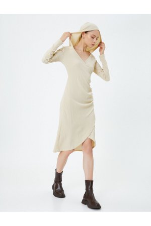 Двубортное платье миди с капюшоном, длинным рукавом, V-образным вырезом, асимметричного кроя , экрю Koton