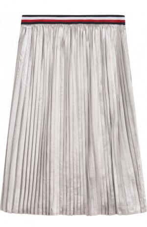 Плиссированная юбка с металлизированной отделкой и контрастным поясом Tommy Hilfiger. Цвет: серебряный