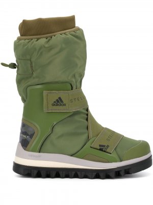 Зимние сапоги с кулиской adidas by Stella McCartney. Цвет: зеленый