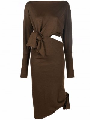 Приталенное платье с вырезами KHAITE. Цвет: коричневый