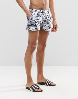 Короткие шорты для плавания с камуфляжным принтом Heist. Цвет: серый
