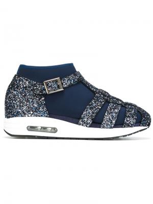 Кроссовки с блестящими ремешками в стиле сандалий Susana Traça. Цвет: синий