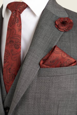 Комплект из нагрудного платка с галстуком и значка на лацкане пиджака , коричневый Next