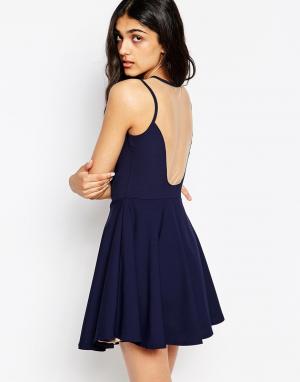 Короткое приталенное платье с сетчатой спинкой Amber Lovestruck. Цвет: темно-синий