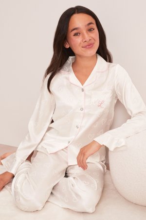 Атласная пижама с расклешенными рукавами , белый Lipsy